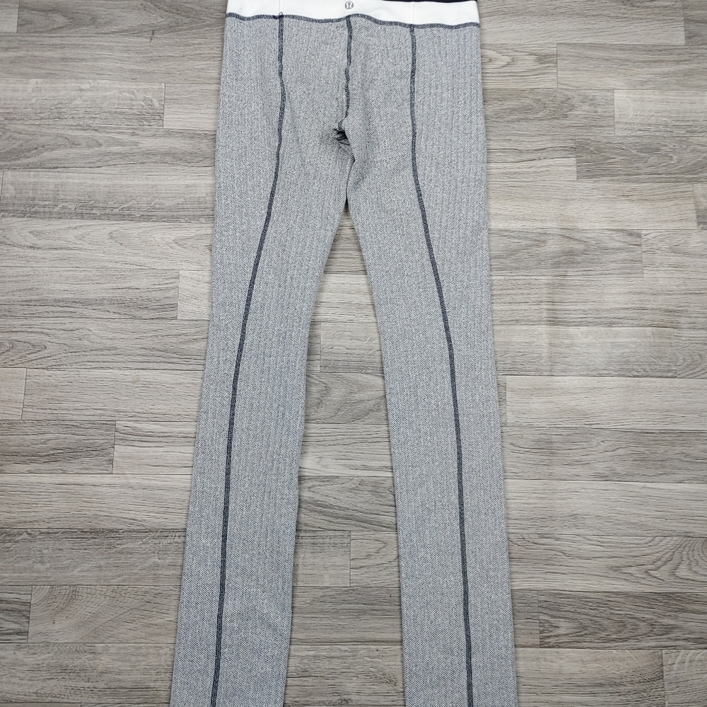 Lululemon Heather Gray Basic Leggings - image 5